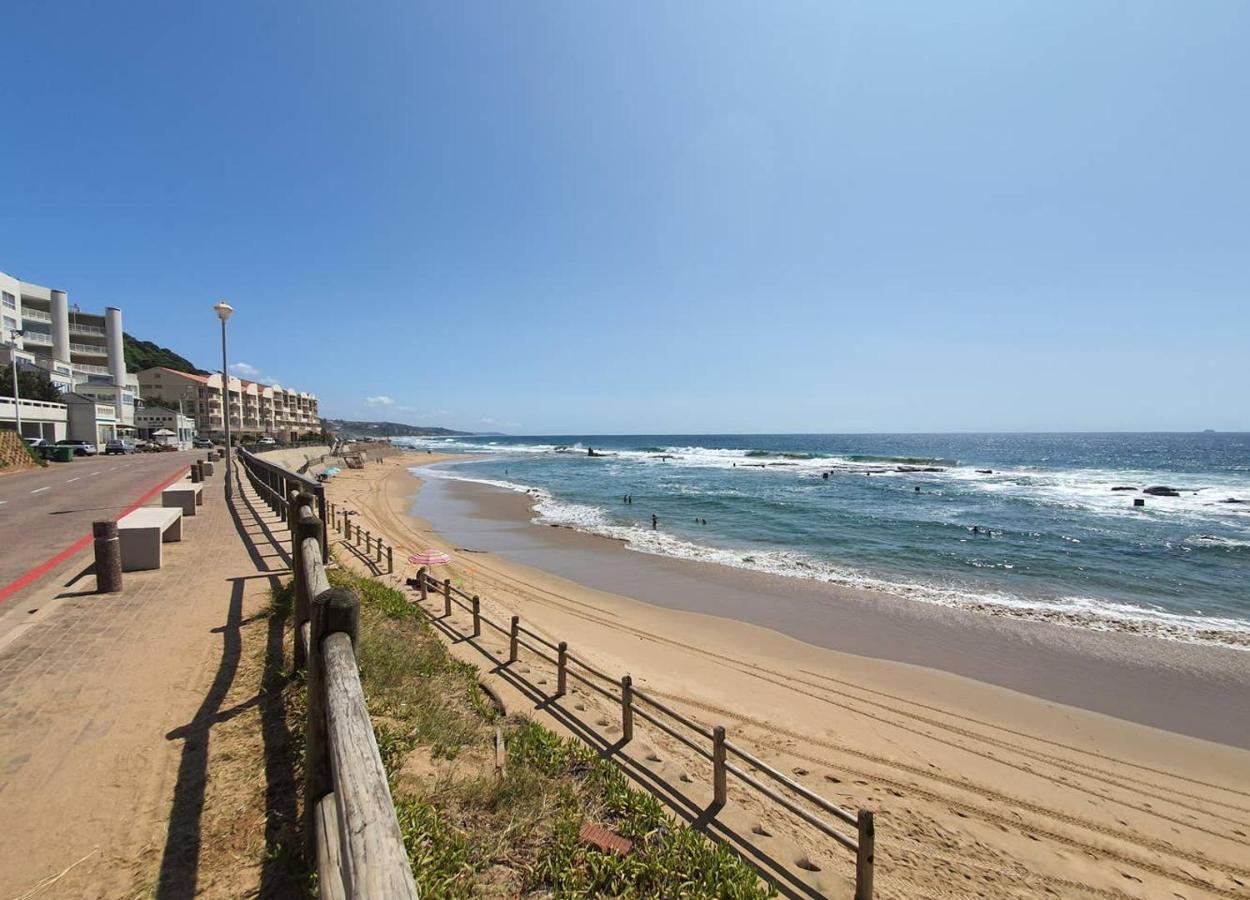 Superb Seaview @ 3Br Camarque Apt Umdloti Beach! Apartment Exterior foto